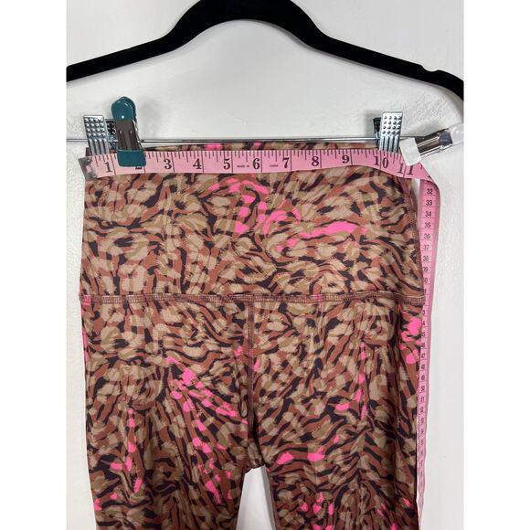 Beyond Yoga Lux Print Cheetah Swirl Pink High Waisted Leggings XS 0/2 - Picture 8 of 10